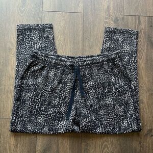 Gilligan & O'Malley Leopard Print Pajama Pants